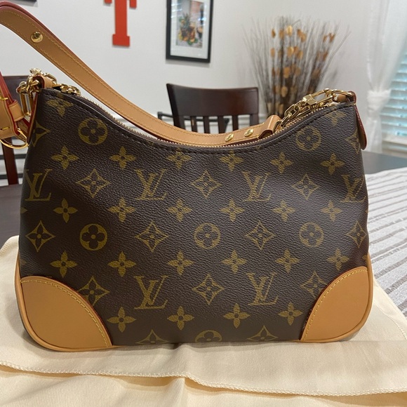 Louis Vuitton Boulogne - Picture 2 of 15